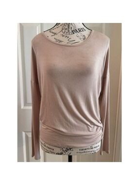 Beyond Yoga | Womens | Soft Pink Slit Back Shirt | Medium #244